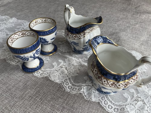 Booths real old willow creamer - real,